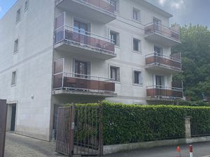 LIVRY GARGAN - F3 AU 3EME ET DERNIER ETAGE