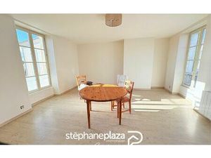 Location appartement  m² T-3 à Surgères  570 €
