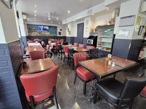 Restaurant – 180 m² – Licence IV – Terrasse – CA 400 000 € – Clichy