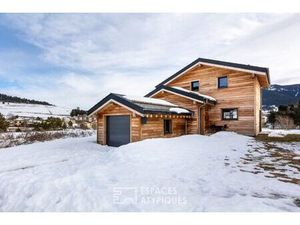 Chalet contemporain avec vue à proximité de Formiguères