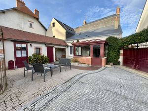 A VENDRE - MAISON - CHECY - BOURG - 160m2