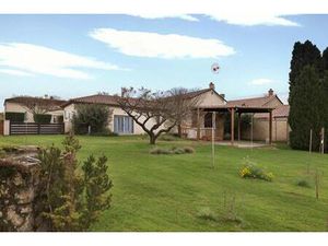 Maison de 8 pièces de 200 m² à Saint-Dizant-du-Gua