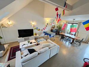 CHAUSSEE DE CHARLEROI  SUPERBE DUPLEX 3 CHAMBRE DE +- 134m²