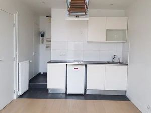 Location appartement 1 pièce 19 m² à Paris 17 (75017)