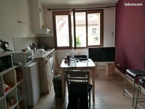 Meublé avec mezzanine