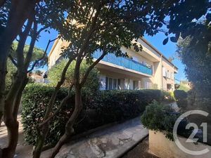 Appartement T3 à vendre - 3 pièces - 80 41 m2 - Frejus - 83 - PROVENCE-ALPES-COTE-D-AZUR