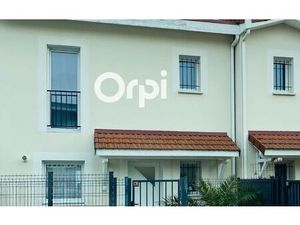 Location maison  70.88 m² T-2 à Voiron  875 €