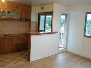 Location appartement 2 pièces 48 m² à Rueil-Malmaison (92500)