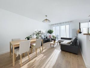 APPARTEMENT À LOUER DE 2 PIÈCES DE 49 56 M²