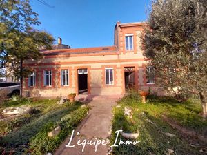 Maison bourgeoise avec dépendances sur terrain de 2000m2