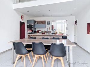 Maison de 145 48 m² à Torchefelon