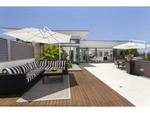 LIVRAISON PROCHE ** Magnifique 5 Pièces avec Grande Terrasse en Dernier Étage + 2 Parkings