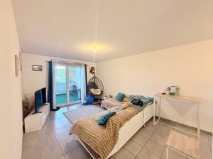 APPARTEMENT T3 DE 67 17 m² AVEC TERRASSE DE 11 m² ET 3 PLACES DE PARKING