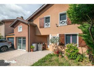 À VENDRE – Belle maison familiale à Vénissieux Charreard