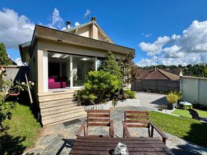 ALTKIRCH - Dans un environnement de qualité  belle et spacieuse villa