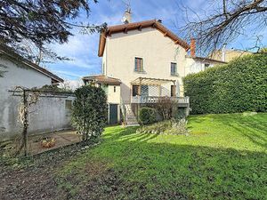 Charmante maison de140m² à proximités des commerces et écoles avec dépendance sur un terra