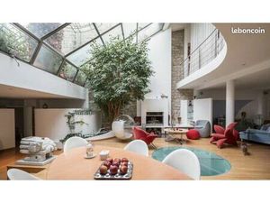 Maison 6 pièces 336 m²