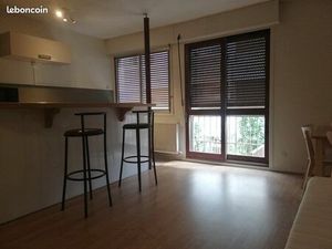 T1 BIS meublé + Parking privé