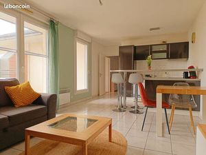 T2 Meublé de 45m² avec TERRASSE de 25m² et PARKING