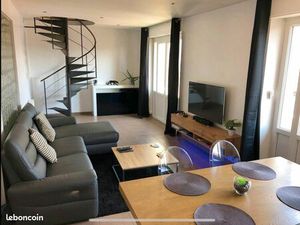 Appartement en Duplex Lumineux - 75 m2 - Vue sur Lion - Balcon - Parking