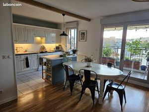 T4 meublé 87 m² avec garage - Charpennes / Vue sur Parc de la Tête d’Or