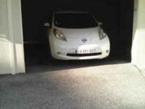 Location grand parking couvert sécurisé 28m2