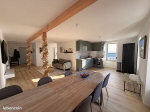 T3 meublé 73 m² lumineux - DPE C / GES A - Cave 20 m² - Alboussière