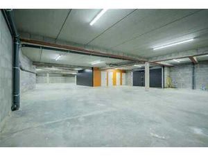 Quatre emplacement de parking couvert - ANS