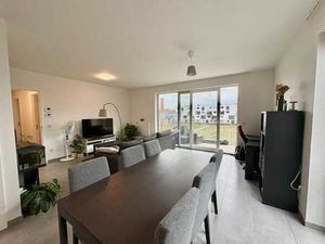 Eén-slpk appartement met staanplaats en berging