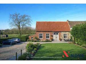 Parcelle de terrain sur 20 ares (possibilité réhabilitation