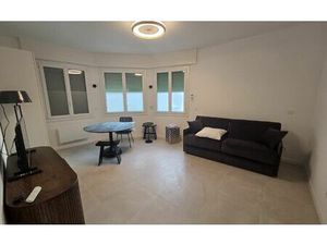 Location appartement  m² T-1 à Nice  525 €