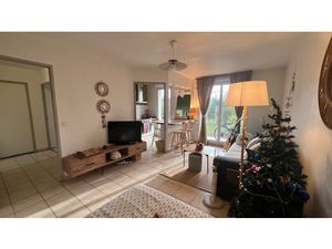 BEGLES APPARTEMENT TYPE 2 AVEC PARKING RESIDENCE SECURISEE