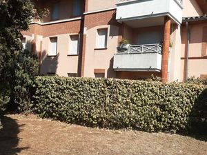 Appartement Lardenne en rez de jardin