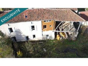 Opportunité de rénovation avec volumes annexes