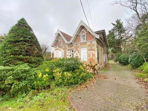 Arcachonnaise au port de Gujan-Mestras avec grand terrain au calme