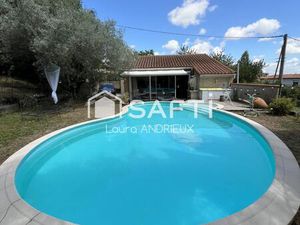 Maison cocooning de 56 m² avec piscine et sauna à Lacaugne