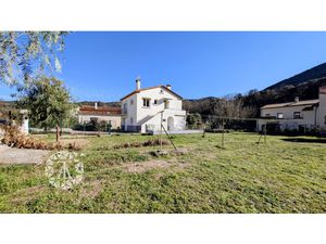 Reynes - Villa 4 faces entièrement rénovée