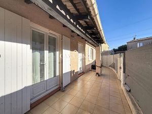 HYERES EST - Maison mitoyenne T4 de 86 m2 plain pied - Terrasse
