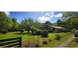 LEGE BOURG LANDAISE 246M² SUR PARC DE 4326 m²