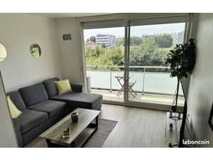 Chambre 1 pièce 95 m²