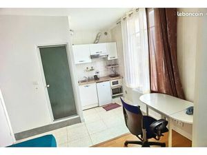 Grand studio meublé proche métro