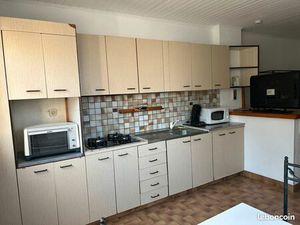 Studio spacieux en rez-de-jardin