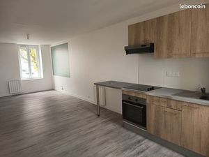 T2 rénové non meublé proche gare