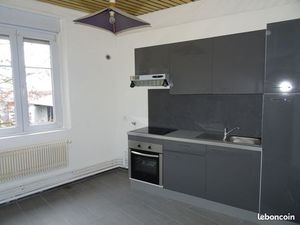 NANCY  proche HOPITAL CENTRAL  Appartement F 5