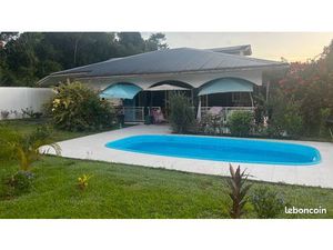 Location villa 140m2 avec piscine et terrasses