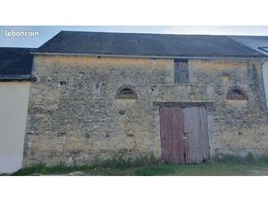 Parking/box 1 pièce 103 m²