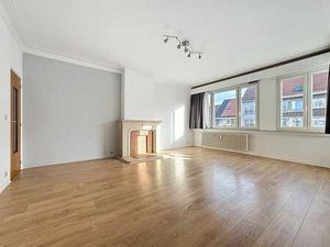Appartement lumineux 2 chambres de 80 m² – Très bon PEB – Ga