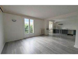 Location appartement  m² T-4 à Avignon  755 €