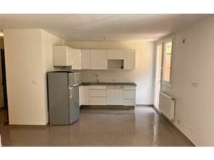 Location appartement  55.06 m² T-3 à Saint-Égrève  749 €