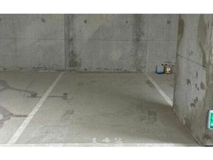 Location stationnement  11 m² T- à Senlis  100 €